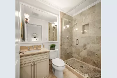 726 Boylston Avenue E #5, Seattle, WA 98102 - Photo 24