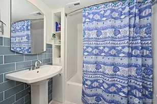 12019 B 25th Ave NE, Seattle, WA 98125 - Photo 18