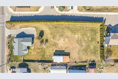 225 N Nile Avenue, East Wenatchee, WA 98802 - Photo 2