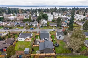 11740 Phinney Ave N, Seattle, WA 98133 - Photo 32