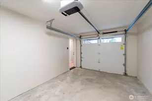 11740 Phinney Ave N, Seattle, WA 98133 - Photo 24