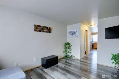 811 S Laventure Road #C, Mount Vernon, WA 98274 - Photo 6