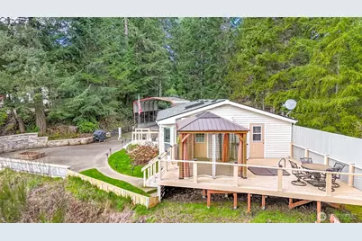 80 NE Bonanza Rd, Belfair, WA 98528 - Photo 4