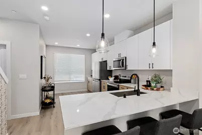 16111 36th Avenue W #J2, Lynnwood, WA 98087 - Photo 10