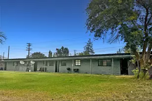 616 Columbia Ave, Bridgeport, WA 98813 - Photo 2