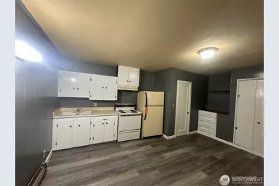 616 Columbia Avenue, Bridgeport, WA 98813 - Photo 6