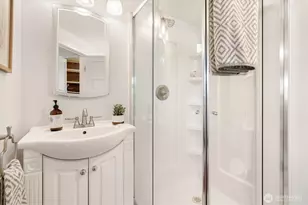 18029 Wallingford Ave N, Shoreline, WA 98133 - Photo 24