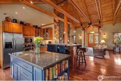 16704 162nd Avenue NE, Woodinville, WA 98072 - Photo 2