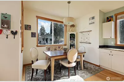 1043 Village Loop, Langley, WA 98260 - Photo 14