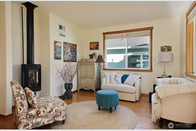 1043 Village Loop, Langley, WA 98260 - Photo 12