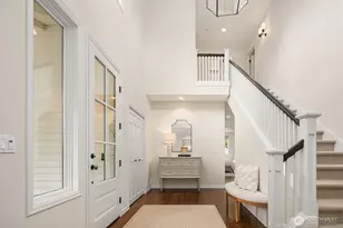 838 Evergreen Point Rd, Medina, WA 98039 - Photo 2