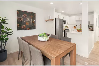 3661 Phinney Avenue N #109, Seattle, WA 98103 - Photo 16