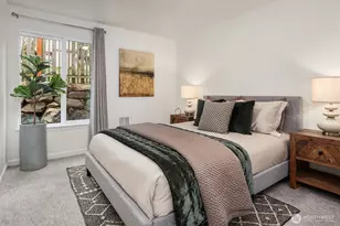 3661 Phinney Ave N, Seattle, WA 98103 - Photo 18