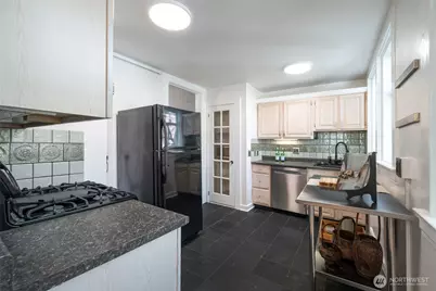 403 Terry Avenue #206, Seattle, WA 98104 - Photo 12