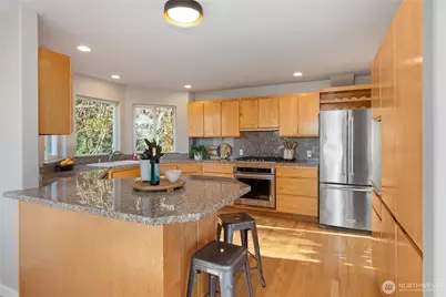 1033 W Mukilteo Boulevard, Everett, WA 98203 - Photo 16