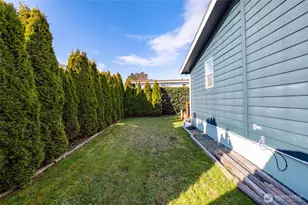 225 NE Ernst St, Oak Harbor, WA 98277 - Photo 20