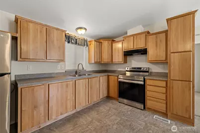 225 NE Ernst Street #73, Oak Harbor, WA 98277 - Photo 10