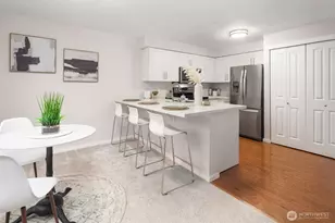 11215 NE 128th St, Kirkland, WA 98034 - Photo 10