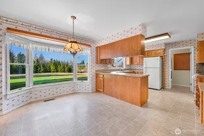 6049 Medcalf Road, Bellingham, WA 98226 - Photo 14