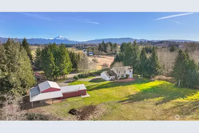 6049 Medcalf Road, Bellingham, WA 98226 - Photo 2