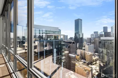 121 Stewart Street #2402, Seattle, WA 98101 - Photo 28