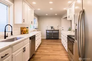 23615 105th Pl SE, Kent, WA 98031 - Photo 8