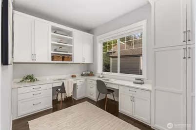 8411 NE 110th Place, Kirkland, WA 98034 - Photo 24