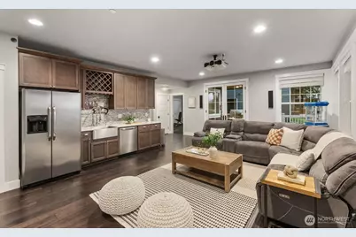 8411 NE 110th Place, Kirkland, WA 98034 - Photo 30