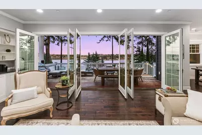 8411 NE 110th Place, Kirkland, WA 98034 - Photo 4