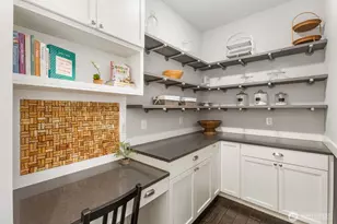 8411 NE 110th Pl, Kirkland, WA 98034 - Photo 12