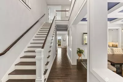 8411 NE 110th Place, Kirkland, WA 98034 - Photo 16