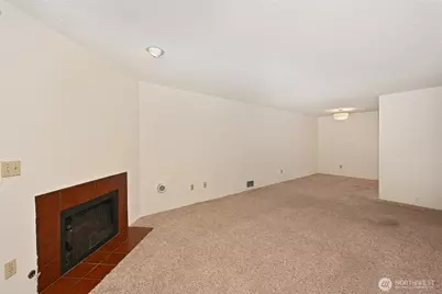 10501 8th Avenue NE #417, Seattle, WA 98125 - Photo 4