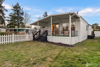 7031 NE 175th Street #53, Kenmore, WA 98028 - Photo 32