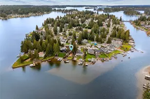 6358 S Island Dr E, Bonney Lake, WA 98391 - Photo 32