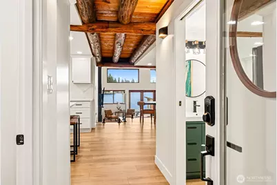 6358 S Island Drive E, Bonney Lake, WA 98391 - Photo 2