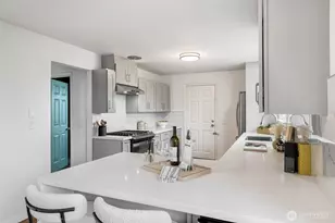 2539 30th Ave S, Seattle, WA 98144 - Photo 8