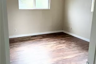 9802 S 210th Pl, Kent, WA 98031 - Photo 8