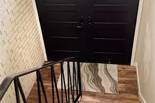 9802 S 210th Pl, Kent, WA 98031 - Photo 2