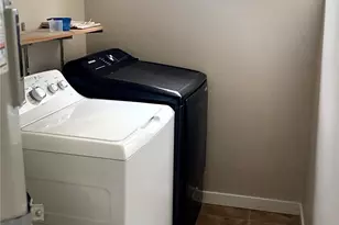 9802 S 210th Pl, Kent, WA 98031 - Photo 12