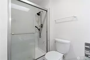 4108 NE 7th St, Renton, WA 98059 - Photo 20