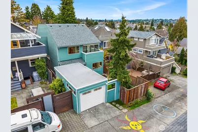 343 N 74th Street, Seattle, WA 98103 - Photo 30