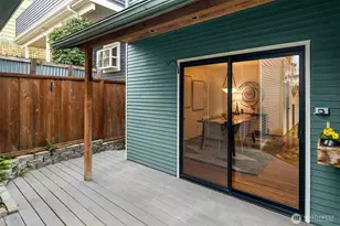 343 N 74th St, Seattle, WA 98103 - Photo 8