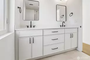 3448 B NW 65th St, Seattle, WA 98117 - Photo 22