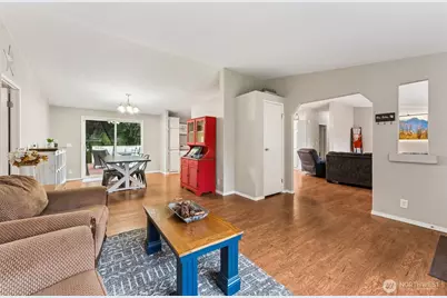 15510 246th Street Ct E, Graham, WA 98338 - Photo 4