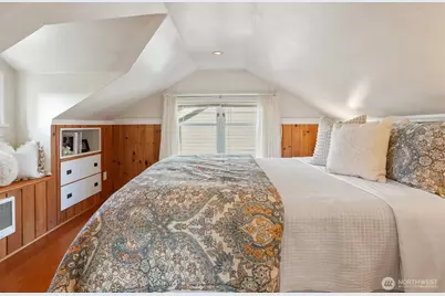 7026 5th Avenue NW, Seattle, WA 98117 - Photo 28