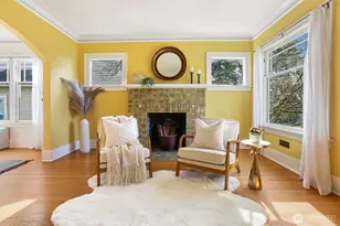 7026 5th Ave NW, Seattle, WA 98117 - Photo 4