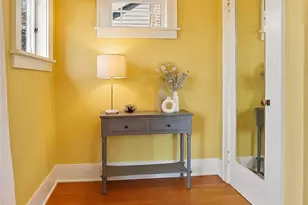 7026 5th Ave NW, Seattle, WA 98117 - Photo 8