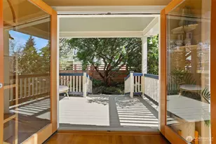 7026 5th Ave NW, Seattle, WA 98117 - Photo 16