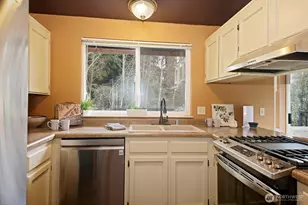 445 Mitchell Dr, Coupeville, WA 98239 - Photo 14