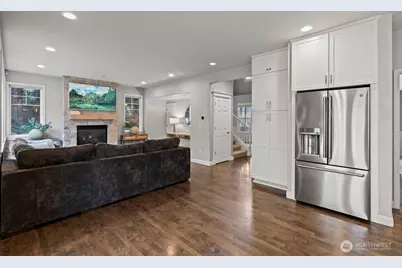 25424 NE 39th Way, Redmond, WA 98053 - Photo 12